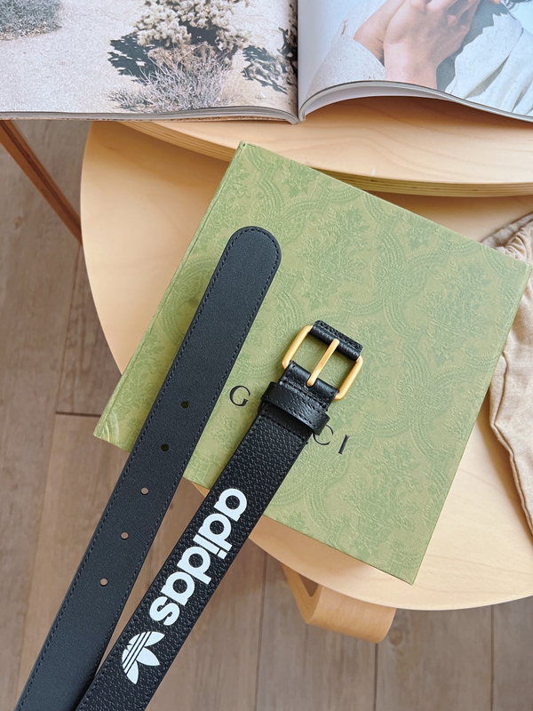 スーパーコピーグッチベルト全体デザイン